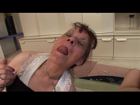 ❤️ Две баби и еден дедо имаат тројка ❌ Секс видео на mk.tukifporno.ru